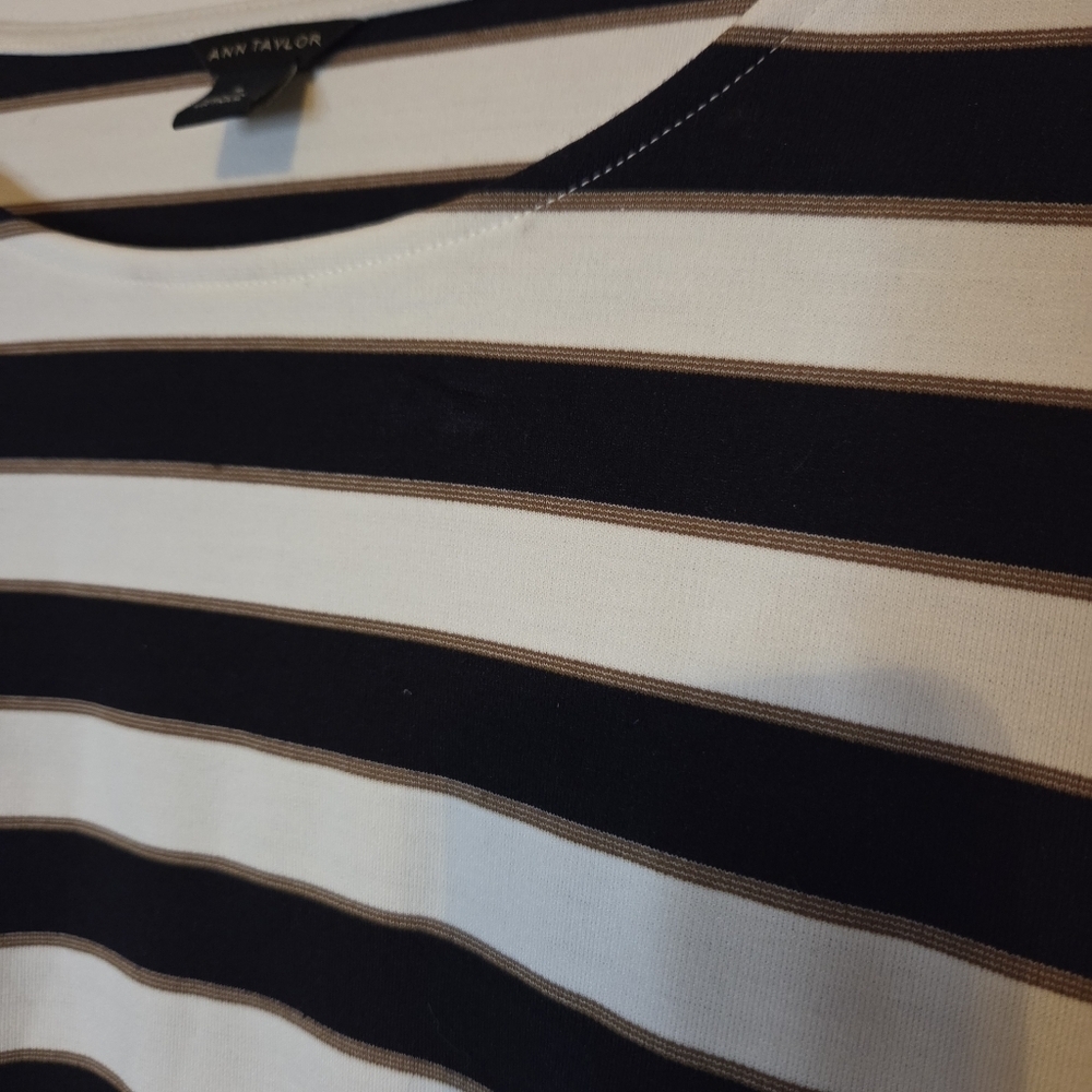 Ann Taylor Medium Striped Long Sleeve Popover Top - Picture 2 of 8